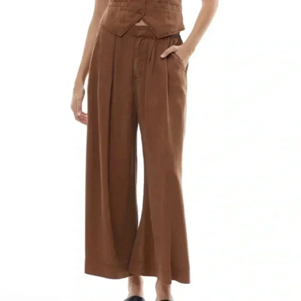YFB CALVIN CROP TROUSER // WHOLEGRAIN PIGMENT